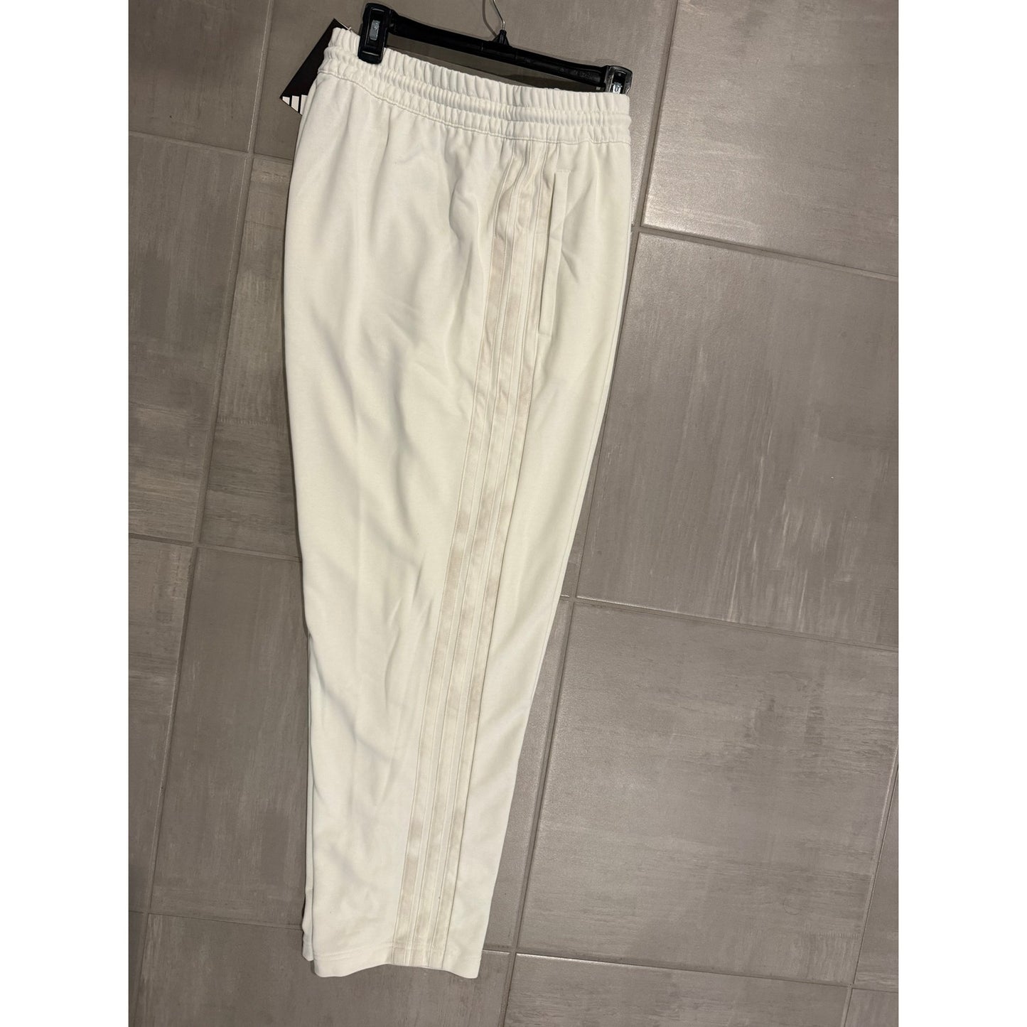 New Mens Adidas Jogger-2XL (Retail $55)