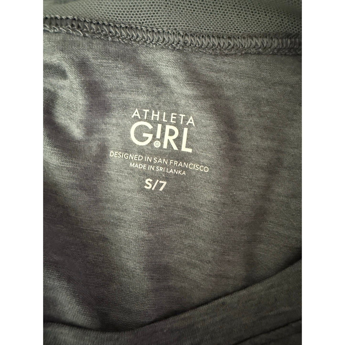 Athleta Girl grey tee-7 S