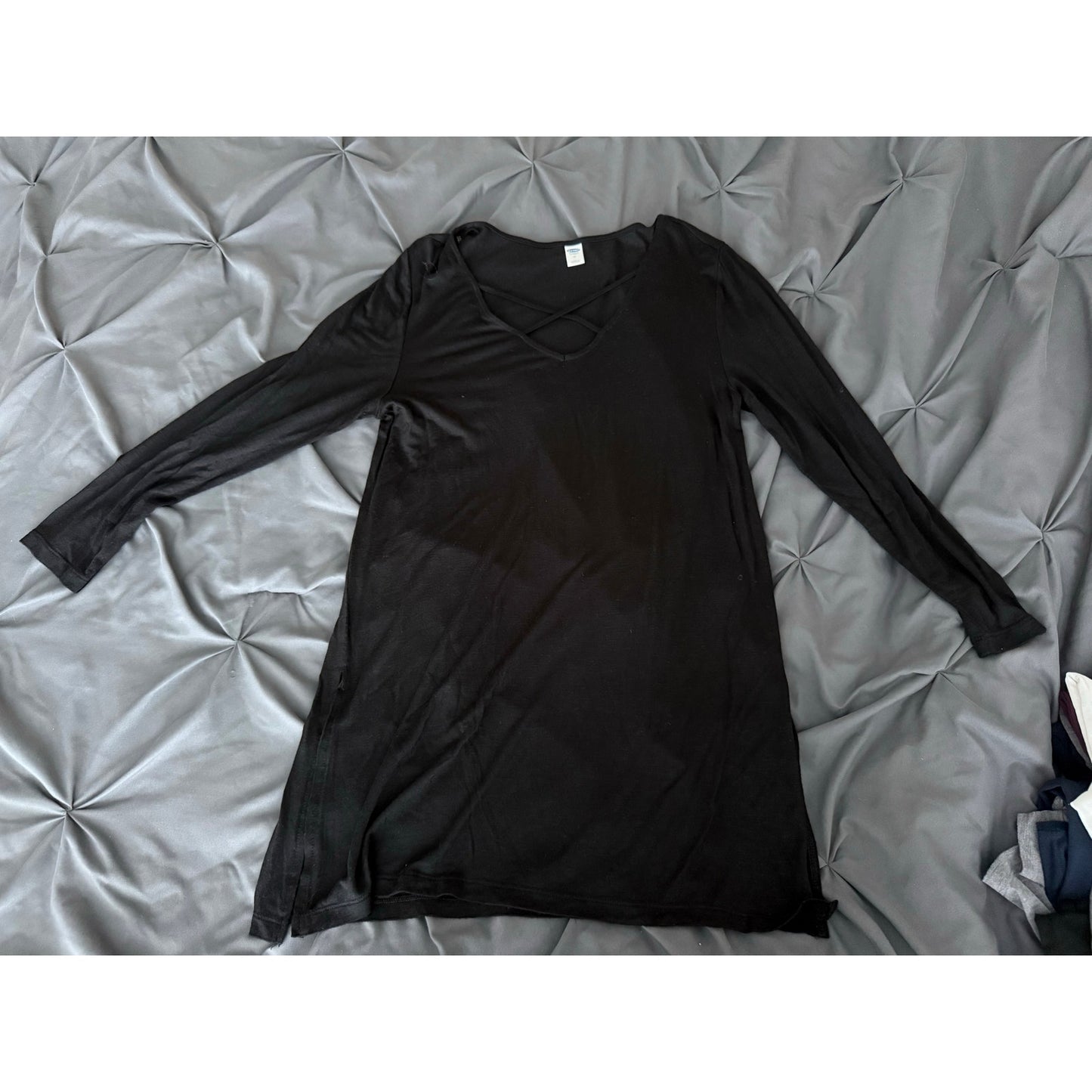 Old Navy Womens black top-M