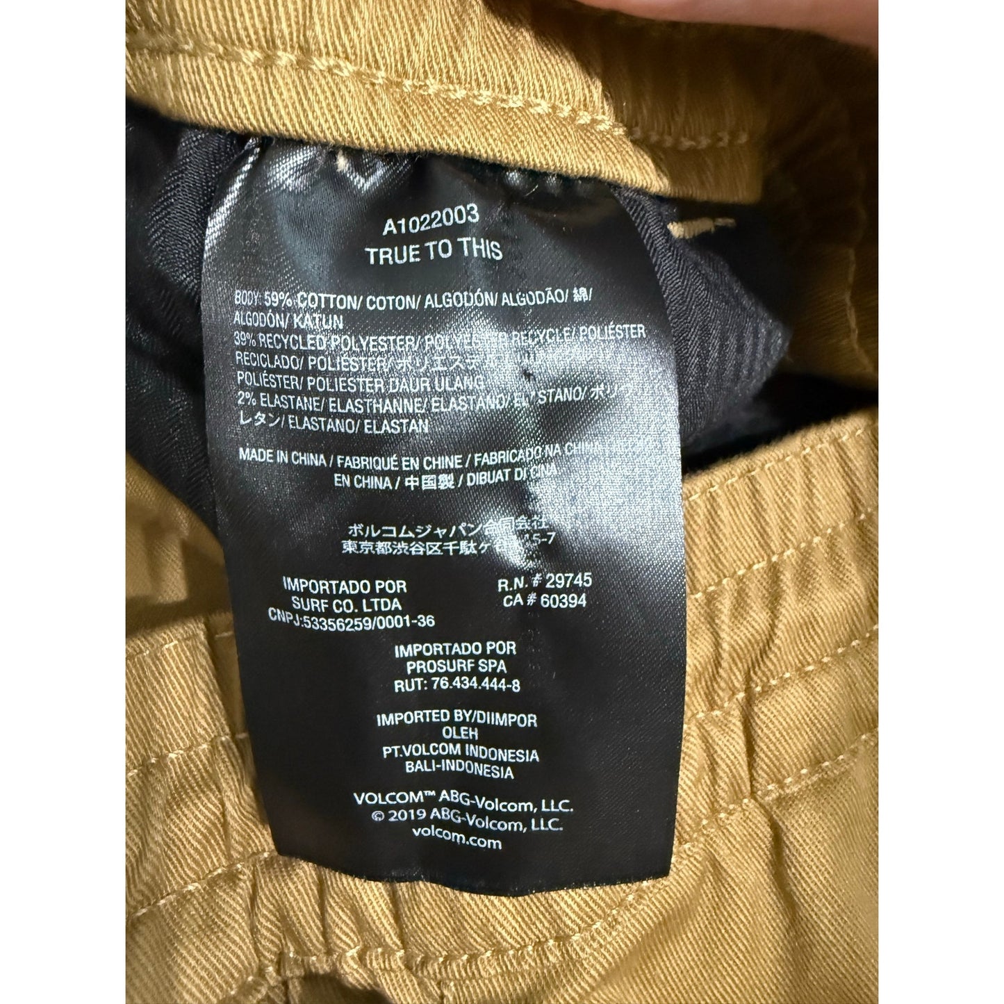New 2 Mens Volcom Shorts-38 XXL