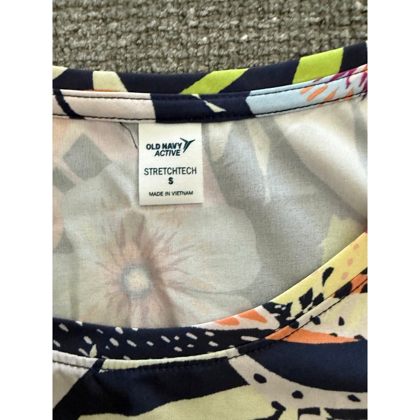 Old Navy Active crop tank-S