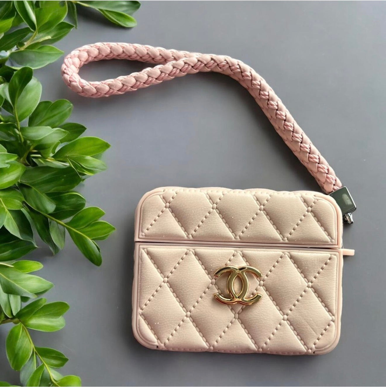 Carrie Quilted Apple Air Pod Case