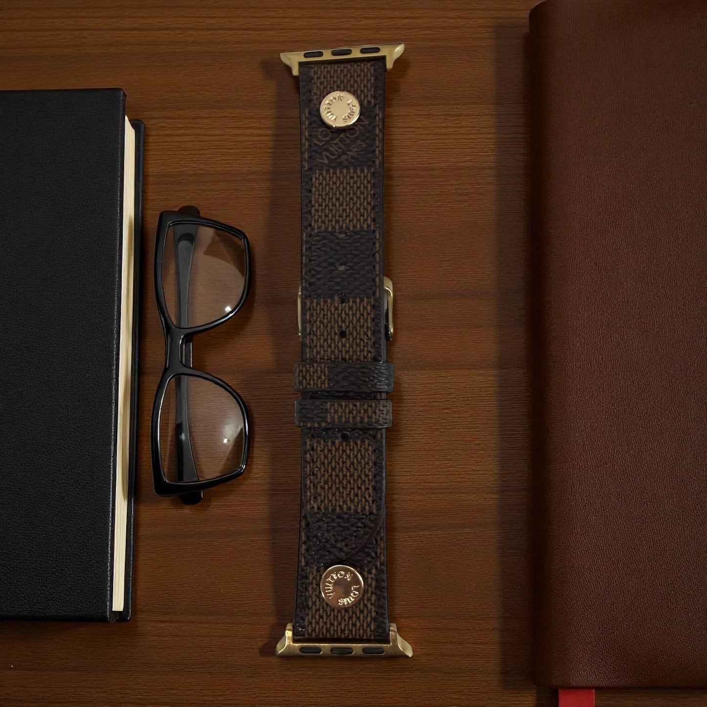 Larin Vegan Leather Apple Watch Band 2.0