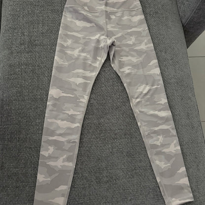 Athleta Elation 7/8 Camo Leggings S-Tall