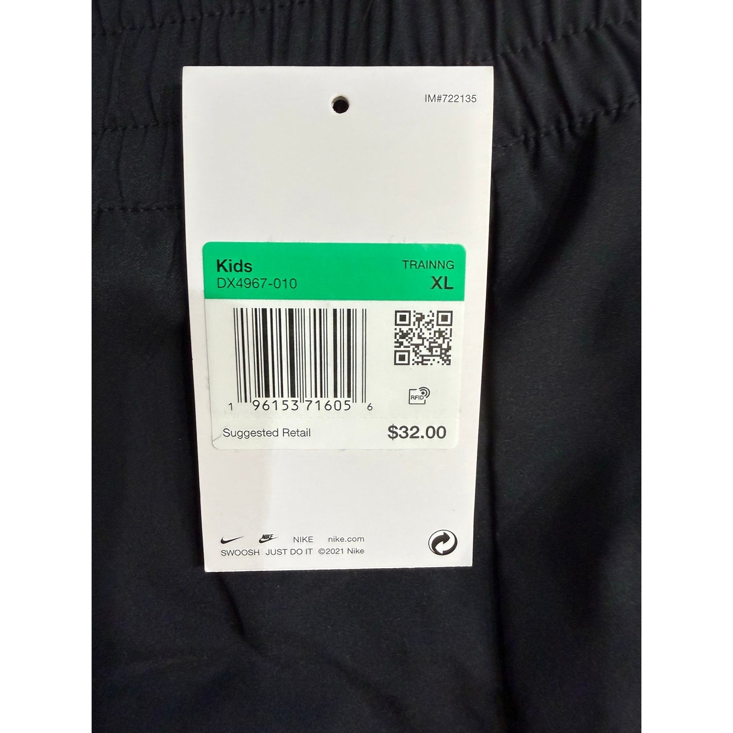 New Nike Girls Shorts-XL