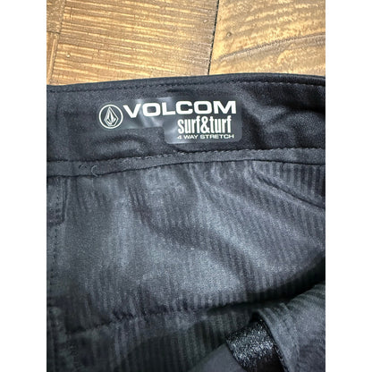 New 2 Mens Volcom Shorts-38 XXL